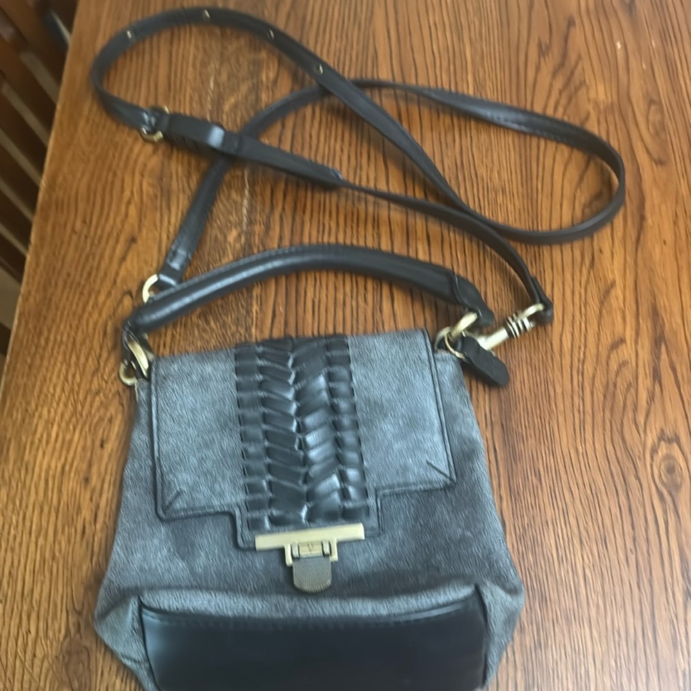 Ella Jae Gypset/ Gray Crossbody Bag
